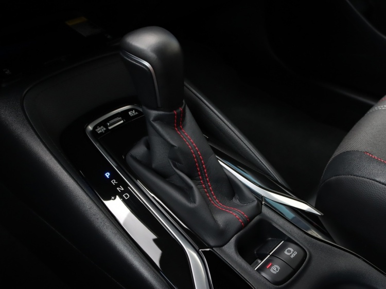 Toyota Corolla Touring Sports 2.0 Hybrid GR-Sport Plus | Panoramadak | JBL Audio | Head-up