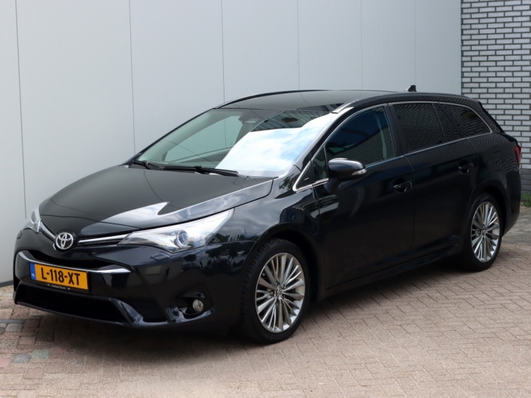 Toyota Avensis Touring Sports 1.8 VVT-i Lease Pro | Panoramadak | Stoelverwarming | Camera