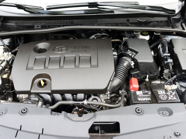 Toyota Avensis Touring Sports 1.8 VVT-i Lease Pro | Panoramadak | Stoelverwarming | Camera