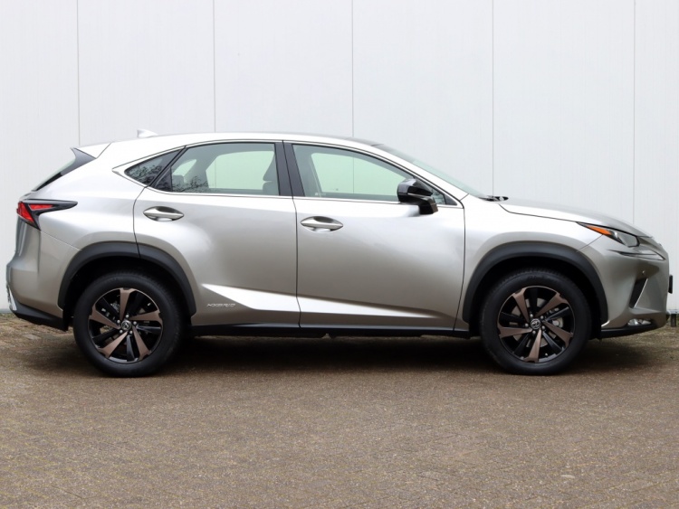 Lexus NX 300h AWD Sport Edition | Panoramadak | Leder | Premium Navi