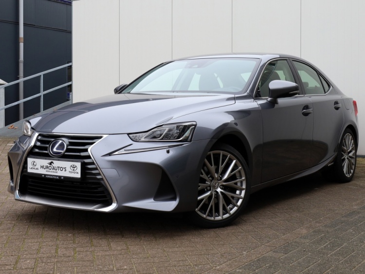 Lexus IS 300h Hybrid Luxury Line | Mark Levinson | Stoelventilatie | LED