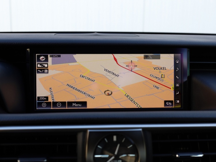 Lexus IS 300h Hybrid Luxury Line | Mark Levinson | Stoelventilatie | LED