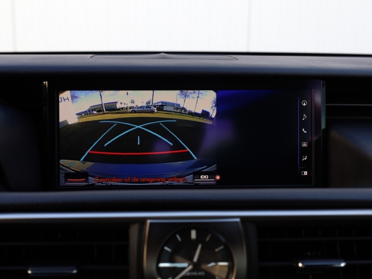 Lexus IS 300h Hybrid Luxury Line | Mark Levinson | Stoelventilatie | LED
