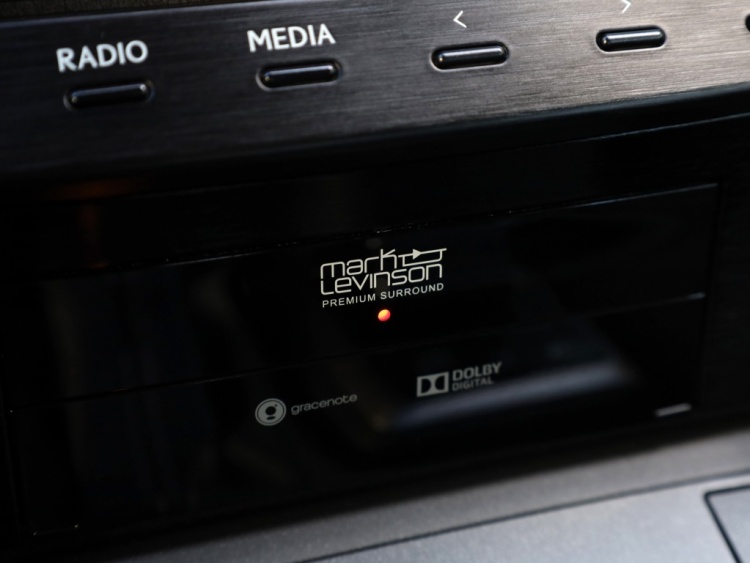 Lexus IS 300h Hybrid Luxury Line | Mark Levinson | Stoelventilatie | LED