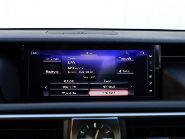Lexus IS 300h Hybrid Luxury Line | Mark Levinson | Stoelventilatie | LED