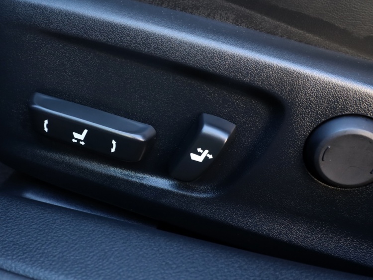 Lexus IS 300h Hybrid Luxury Line | Mark Levinson | Stoelventilatie | LED