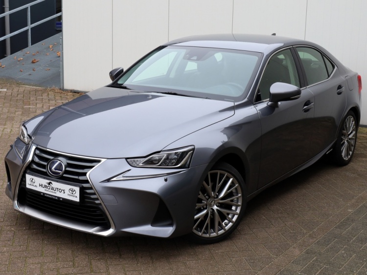 Lexus IS 300h Hybrid Luxury Line | Mark Levinson | Stoelventilatie | LED