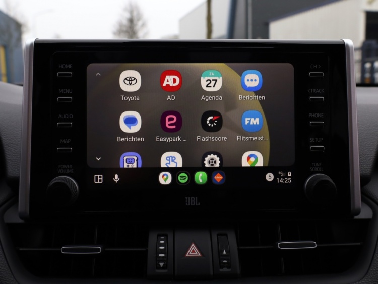 Toyota RAV4 2.5 Hybrid Bi-Tone | Panoramadak | JBL | Treeplanken