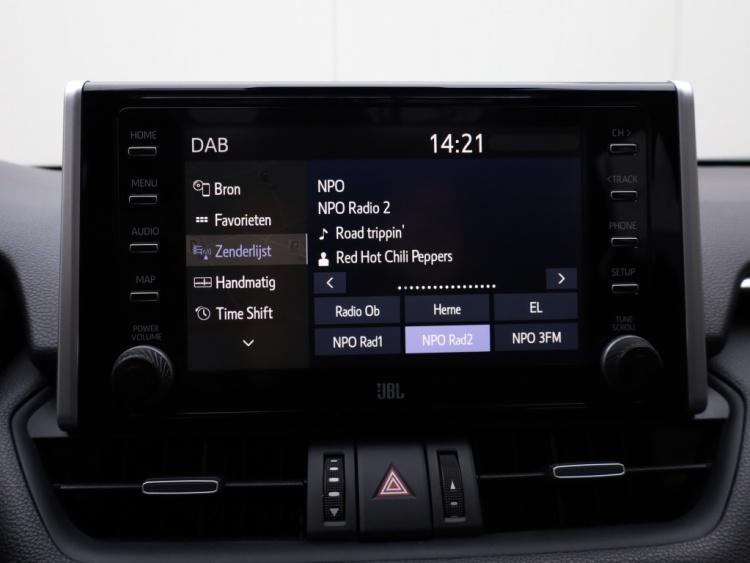 Toyota RAV4 2.5 Hybrid Bi-Tone | Panoramadak | JBL | Treeplanken