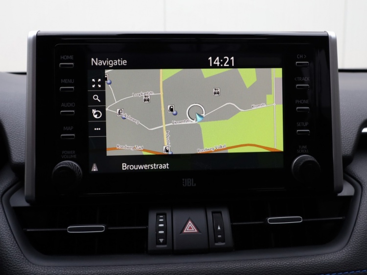 Toyota RAV4 2.5 Hybrid Bi-Tone | Panoramadak | JBL Audio | Treeplanken