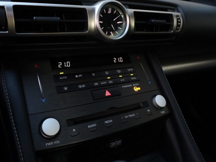 Lexus RC 300h F Sport Premium | Mark Levinson | Schuifdak | Stoelventilat