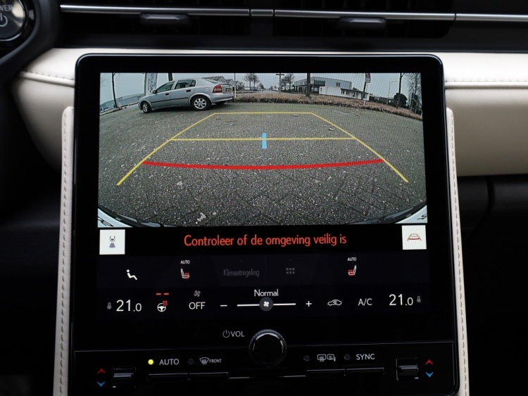 Lexus LBX Elegant 2WD | Tech Pack | Elektrische Achterklep | Leder