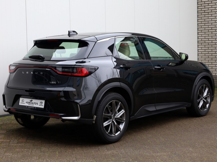 Lexus LBX Elegant 2WD | Tech Pack | Elektrische Achterklep | Leder