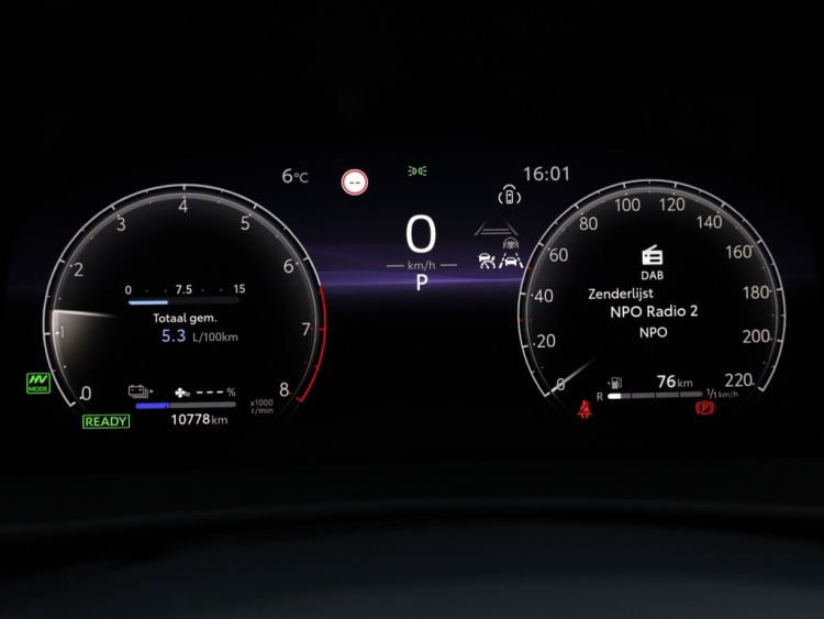 Toyota C-HR 2.0 PHEV 220 Dynamic | Bi-Tone | Premium Navi | Dodehoek