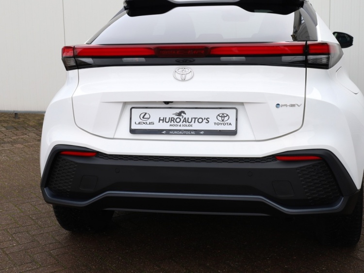 Toyota C-HR 2.0 PHEV 220 Dynamic | Bi-Tone | Dodehoek | Premium Navi
