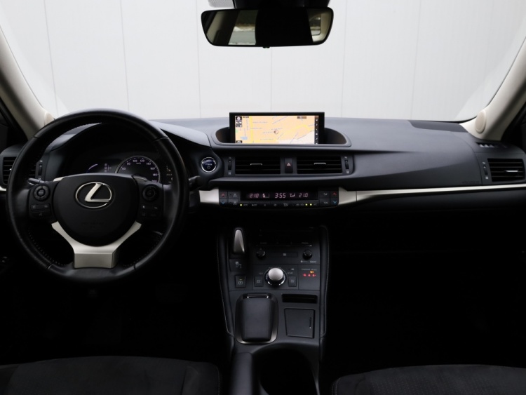 Lexus CT 200h Business Launch Edition | Premium Navi | Adaptive Cruise