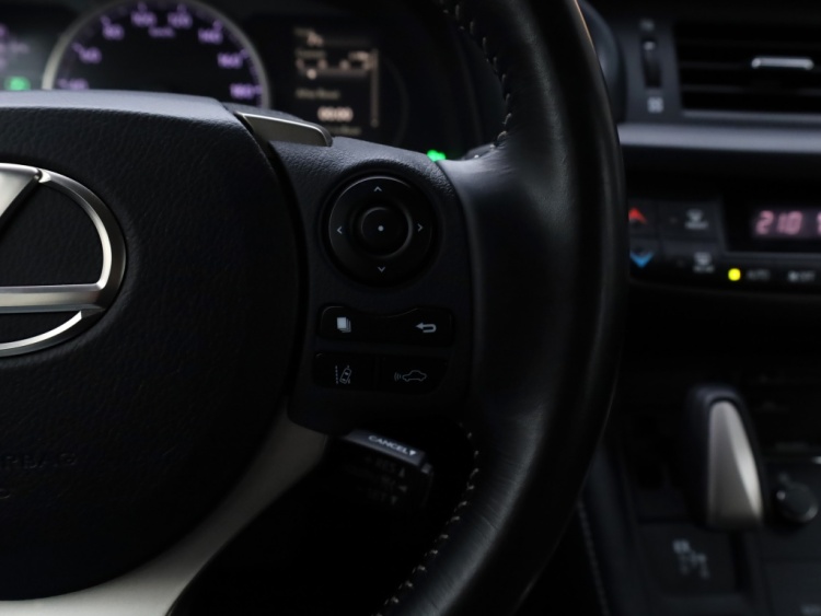 Lexus CT 200h Business Launch Edition | Premium Navi | Adaptive Cruise