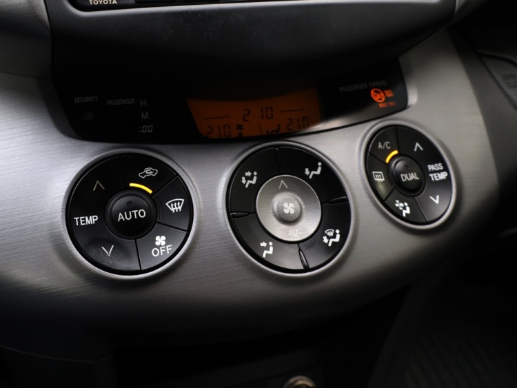 Toyota RAV4 2.0 VVTi X-Style | Automaat | Leder | Trekhaak