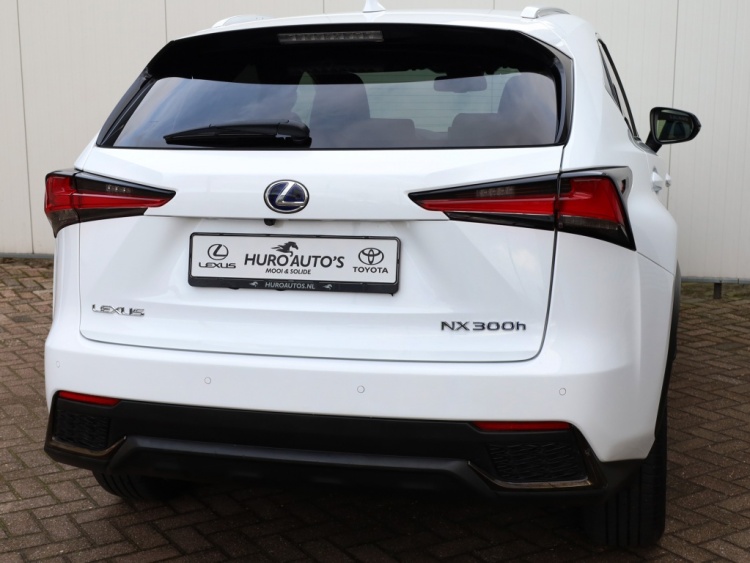 Lexus NX 300h AWD F Sport Line | Adaptive Cruise | El. Achterklep | LED