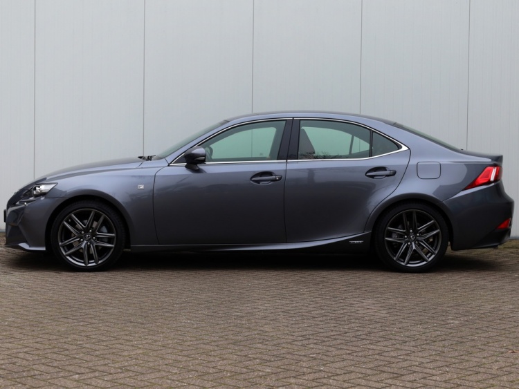Lexus IS 300h F Sport Line | Mark Levinson | Stoelventilatie | Full LED