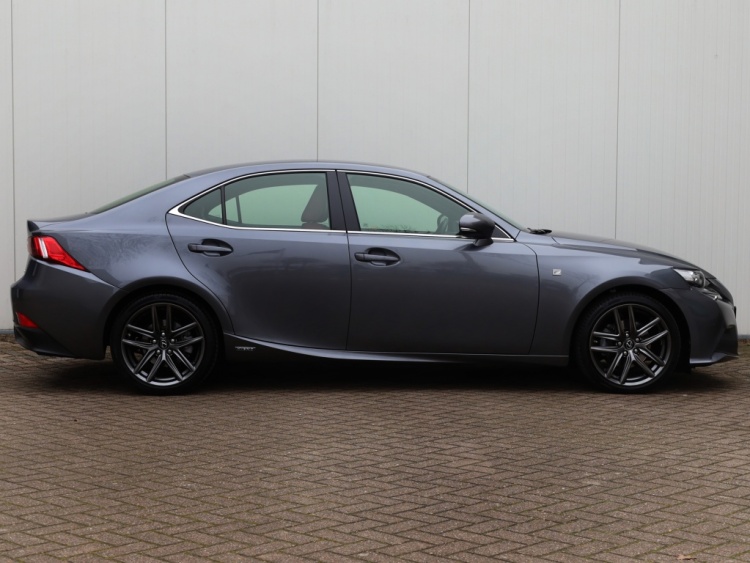 Lexus IS 300h F Sport Line | Mark Levinson | Stoelventilatie | Full LED