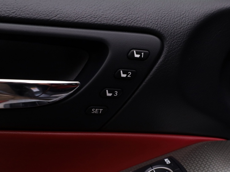 Lexus IS 300h F Sport Line | Mark Levinson | Stoelventilatie | Full LED