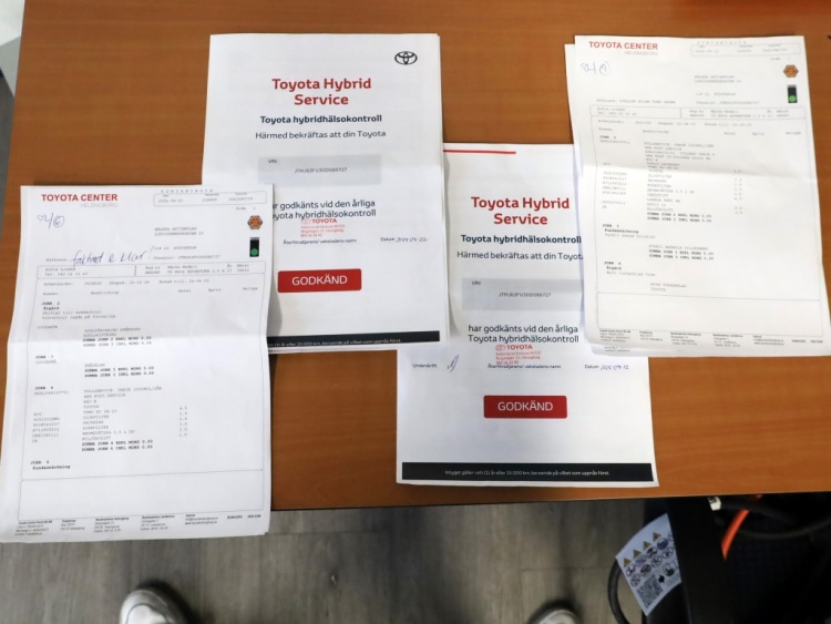 Toyota RAV4 2.5 Hybrid AWD Adventure | Treeplanken | Stoel/Stuurwielverwarm