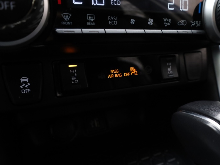 Toyota RAV4 2.5 Hybrid AWD Adventure | Treeplanken | Stoel/Stuurwielverwarm