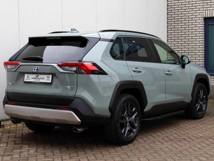 Toyota RAV4 2.5 Hybrid AWD Adventure | Treeplanken | Stoel/Stuurwielverwarm