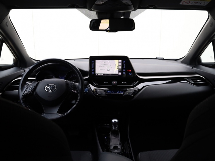 Toyota C-HR 1.8 Hybrid Dynamic | Stoelverwarming | Navigatie | Parkeersensor