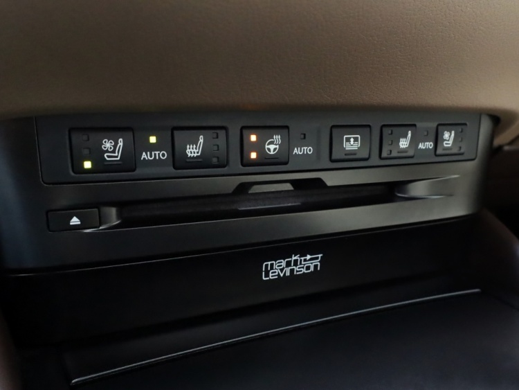 Lexus ES 300h President Line | Mark Levinson | Stoelventilatie | 360 Came