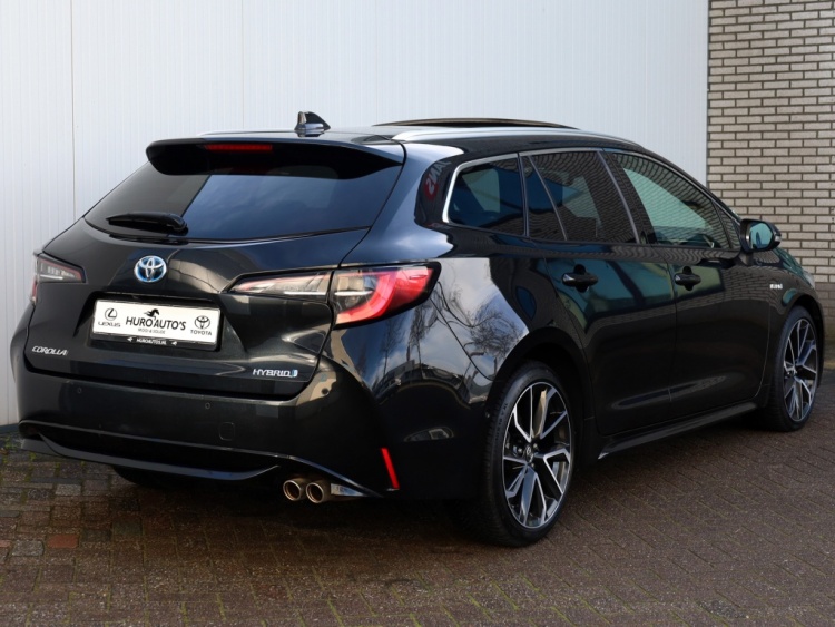Toyota Corolla Touring Sports 2.0 Hybrid Premium | Panoramadak | Leder | JBL Audio