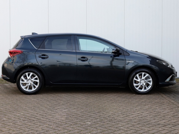 Toyota Auris 1.8 Hybrid Executive | Panoramadak | Half leder | Full Led