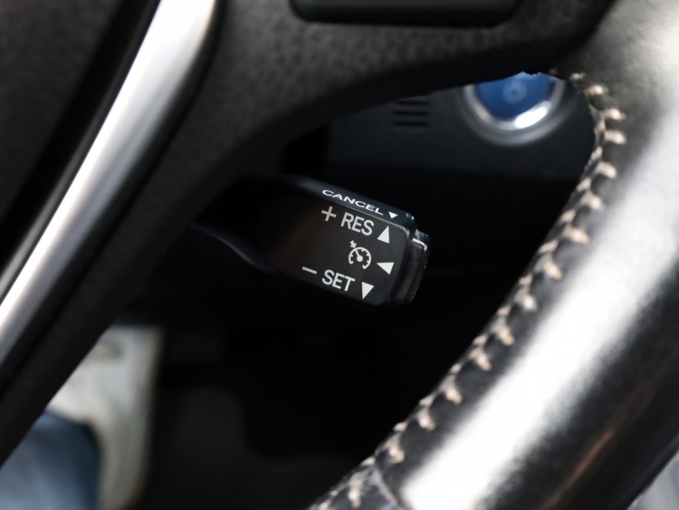 Toyota Auris 1.8 Hybrid Executive | Panoramadak | Half leder | Full Led