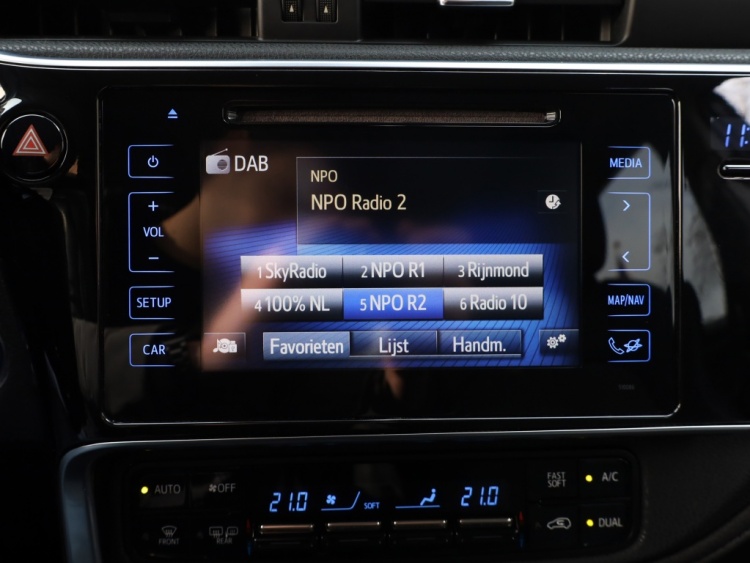 Toyota Auris 1.8 Hybrid Executive | Panoramadak | Half leder | Full Led