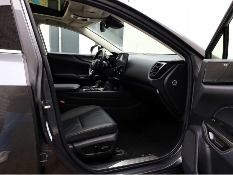 Lexus NX 350h AWD President Line | Mark Levinson | Panoramadak | Park-ass