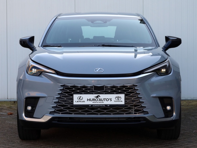 Lexus LBX Relax AWD | Mark Levinson | Head-up | Park Assist