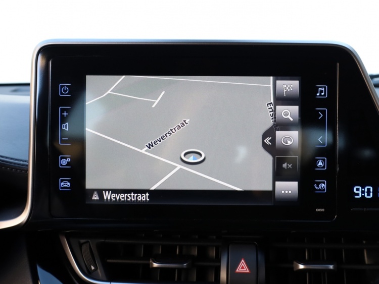 Toyota C-HR 1.8 Hybrid Dynamic | Park-Assist | Dodehoek | Stuurwielverwarmin