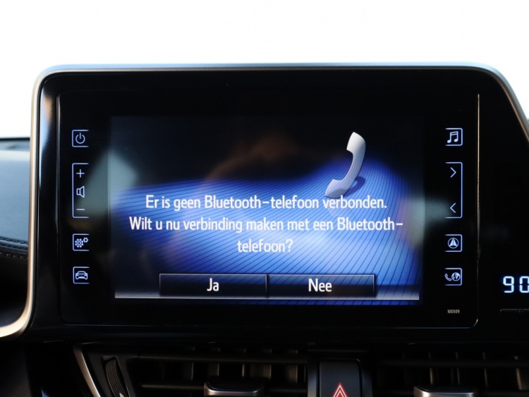 Toyota C-HR 1.8 Hybrid Dynamic | Park-Assist | Dodehoek | Stuurwielverwarmin