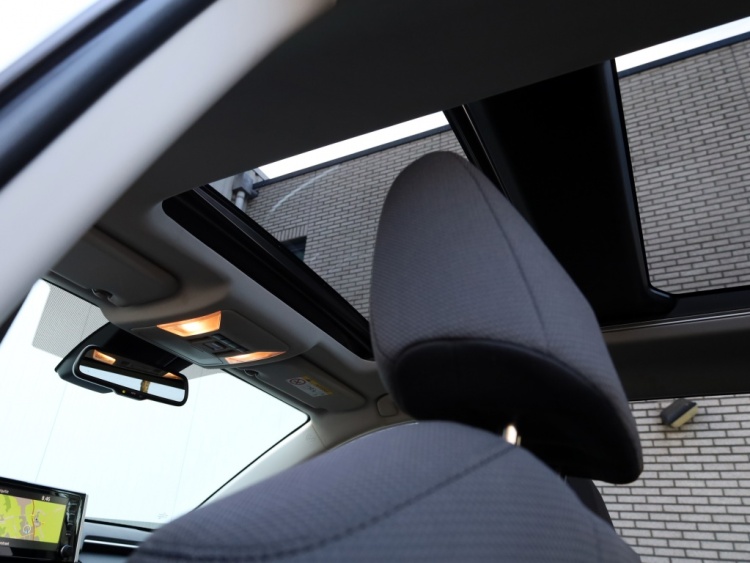 Toyota RAV4 2.5 Hybrid AWD Dynamic | Panoramadak | Elektrische Achterklep |