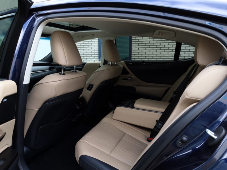 Lexus ES 300h President Line | Mark Levinson | Stoelventilatie | 360 Came