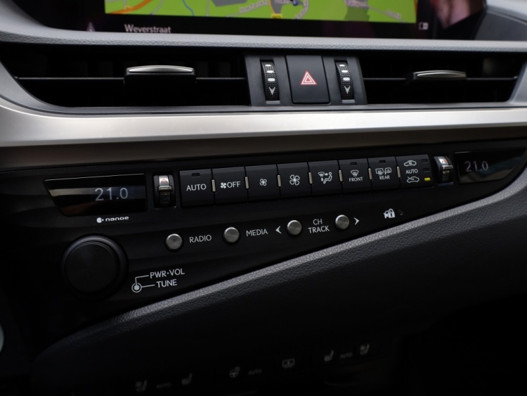 Lexus ES 300h President Line | Mark Levinson | Stoelventilatie | 360 Came