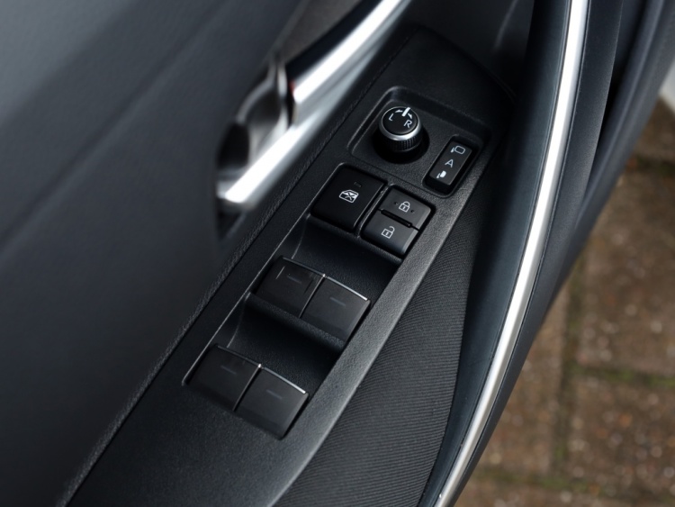 Toyota Corolla Touring Sports 1.8 Hybrid Business | Navigatie | Camera | Climate Control