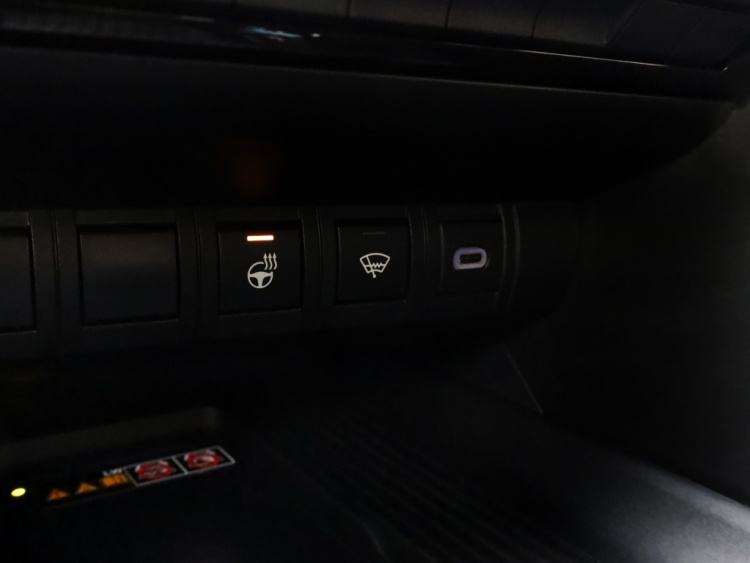 Toyota C-HR 2.0 Hybrid 200 Dynamic | Stuurverwarming | Trekhaak | El. Achter