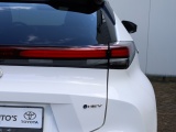 Toyota C-HR 2.0 Hybrid 200 Dynamic | Stuurverwarming | Trekhaak | El. Achter