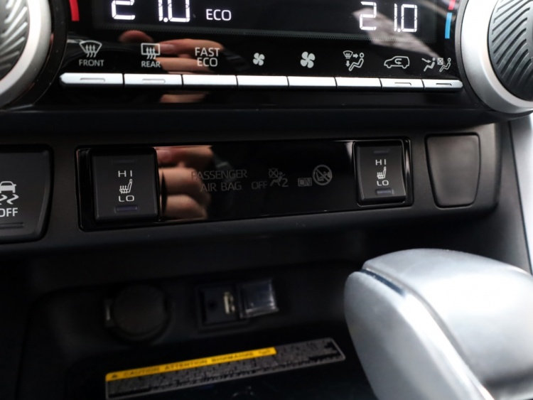 Toyota RAV4 2.5 Hybrid Executive | 360 Camera | JBL Audio | Trekhaak