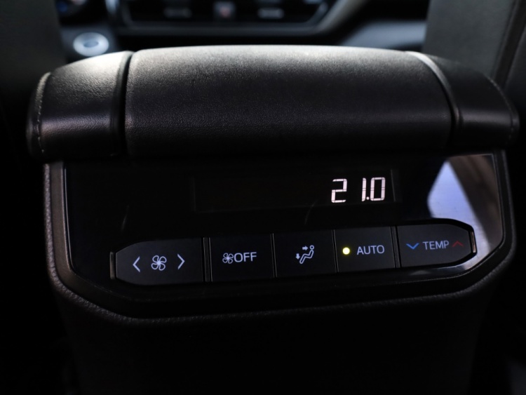 Toyota highlander 2.5 AWD Hybrid Executive | JBL | Leder | Stoelverwarming