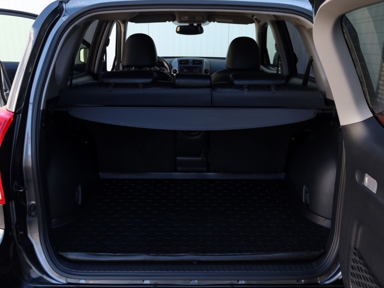 Toyota RAV4 2.0 VVTi 4WD Executive Business | Leder/Alcantara | Trekhaak