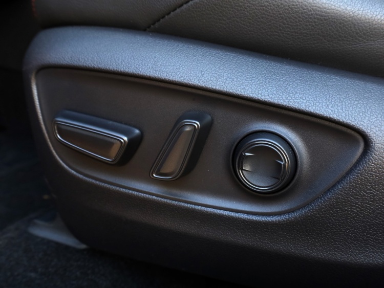 Toyota RAV4 2.5 Plug in Hybrid Bi-Tone+ | Stoelventilatie | Leder | JBL