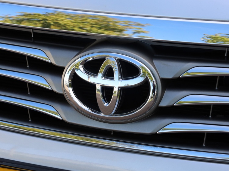 Toyota RAV4 2.0 VVTi Dynamic 4WD | 2000 kg trekgewicht | Clima | Trekhaak